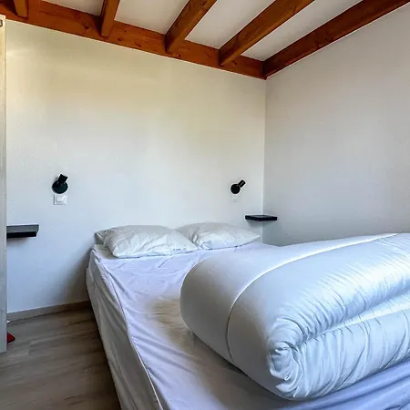 Maison De Avec Wifi Et Parking - 7 Pers. - Fr-1-705-112 * Les Mathes